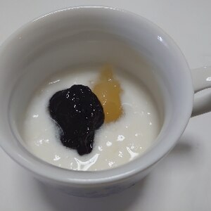 便秘解消に プルーン はちみつヨーグルト レシピ 作り方 By Yuriko Cafe 楽天レシピ 便秘解消に プルーン はちみつヨーグルト レシピ 作り方 By Yuriko Cafe 楽天レシピ